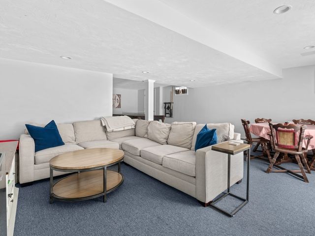 244 Robert Rd, Marlborough, MA 01752