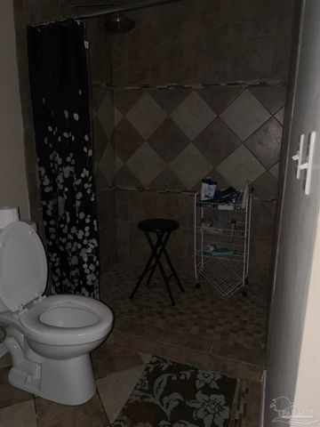 134 Lovett Pl, Pensacola, FL 32506