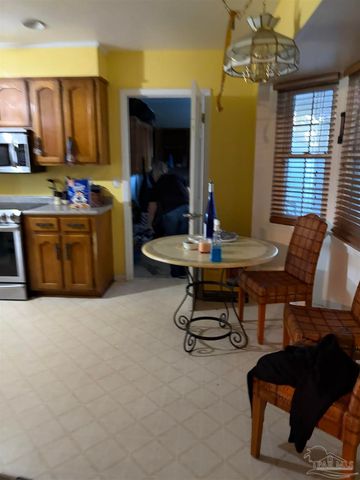 134 Lovett Pl, Pensacola, FL 32506