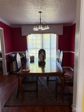 134 Lovett Pl, Pensacola, FL 32506