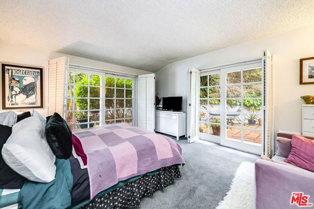 3004 Laurel Canyon Boulevard, Studio City (los Angeles), CA 91604