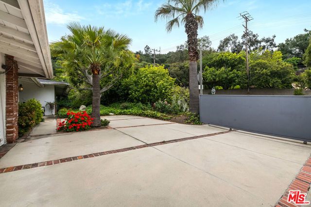 3004 Laurel Canyon Boulevard, Studio City (los Angeles), CA 91604