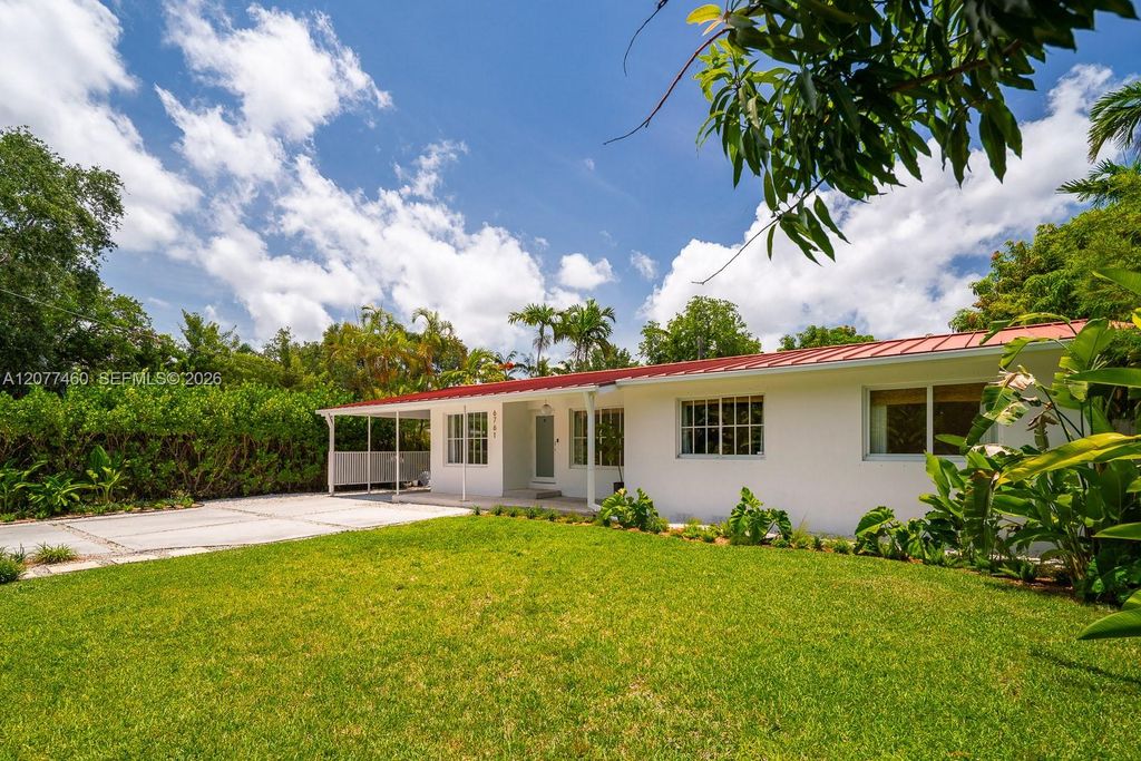 6761 SW 76th Terrace, South Miami, FL 33143