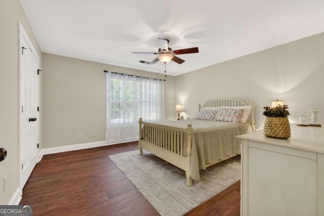3 Westwood Lake Drive, Newnan, GA 30263