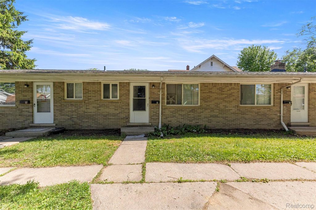 4077 Columbus Street, Wayne, MI 48184