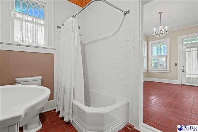 146 Spring St, Darlington, SC 29532