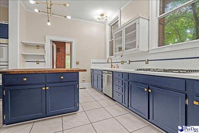 146 Spring St, Darlington, SC 29532