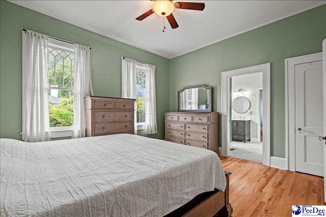 146 Spring St, Darlington, SC 29532