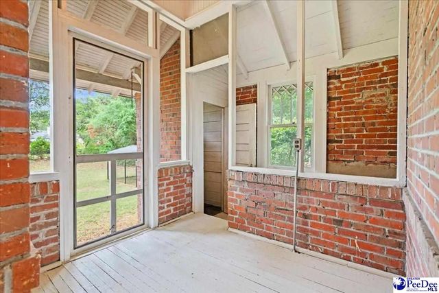 146 Spring St, Darlington, SC 29532