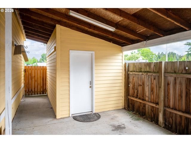 1949 Se PALMQUIST Rd 4, Gresham, OR 97080