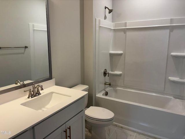 621 Weather Ridge Lane 33, Cary, NC 27513