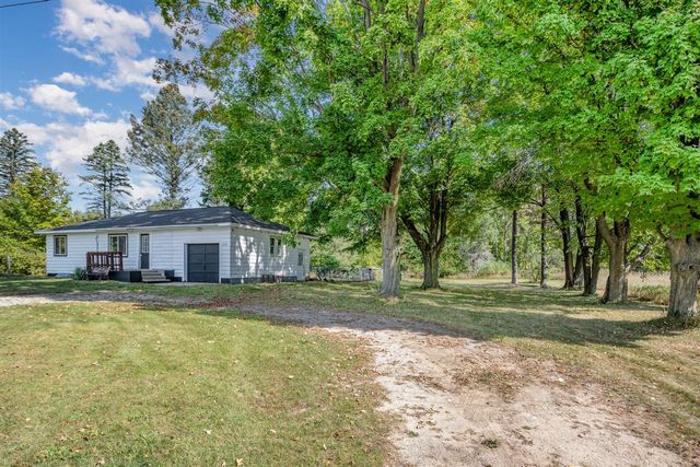 7232 N 126th Avenue, Hart, MI 49420
