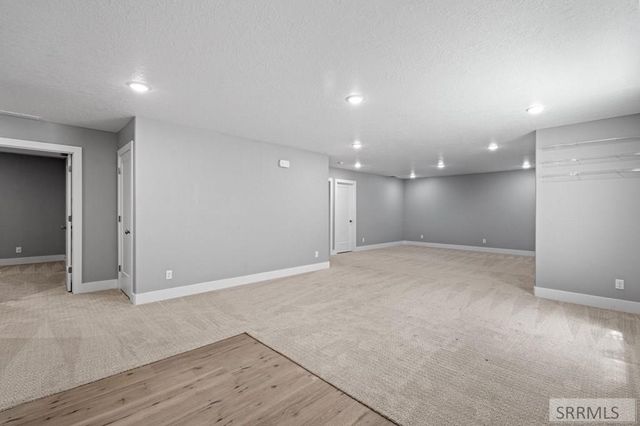 6147 Beacon Ln, Chubbuck, ID 83202