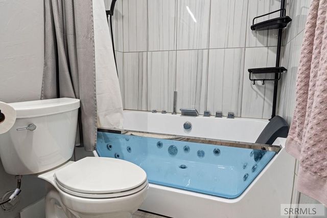 6147 Beacon Ln, Chubbuck, ID 83202