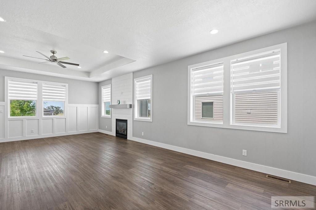 Image 5 of property listing at 6147 Beacon Ln, Chubbuck, ID 83202