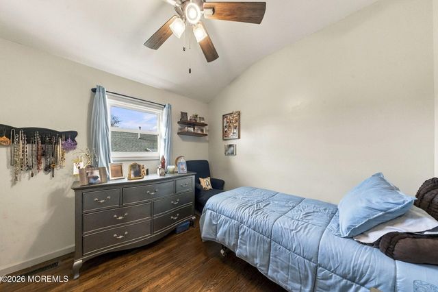 54 Boulevard E, Laurence Harbor, NJ 07735