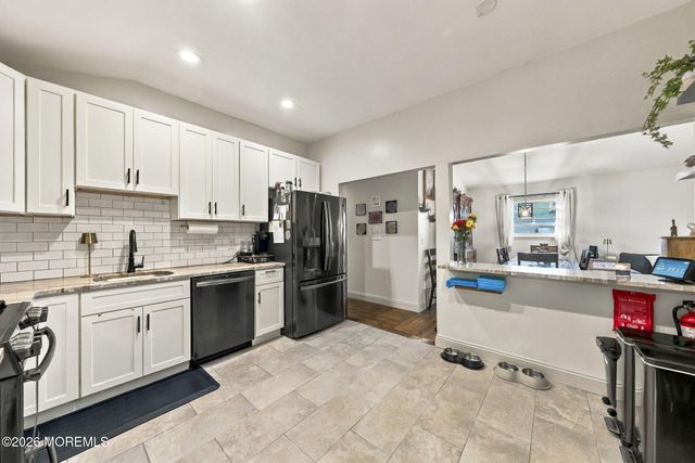 54 Boulevard E, Laurence Harbor, NJ 07735