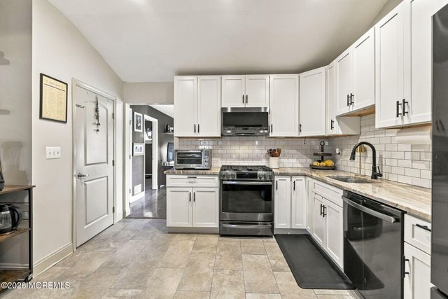 54 Boulevard E, Laurence Harbor, NJ 07735