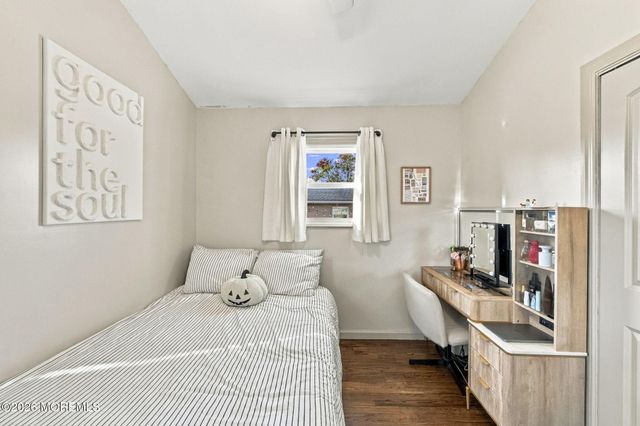 54 Boulevard E, Laurence Harbor, NJ 07735
