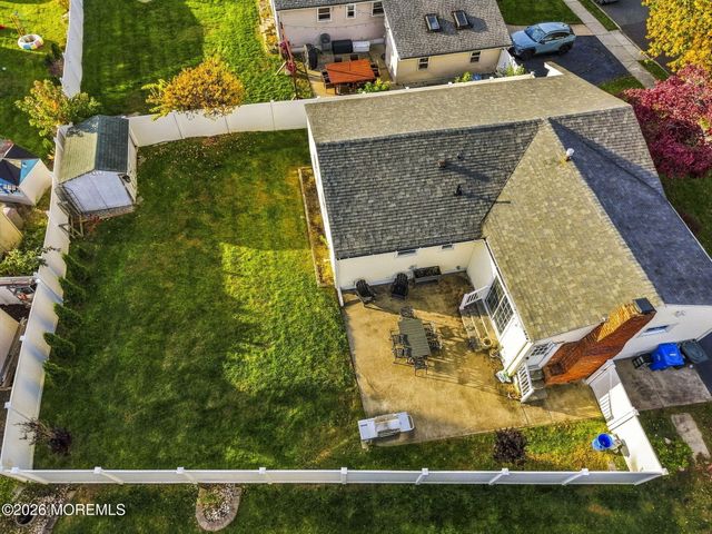 54 Boulevard E, Laurence Harbor, NJ 07735