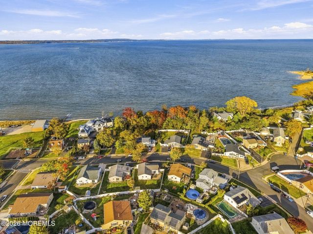 54 Boulevard E, Laurence Harbor, NJ 07735