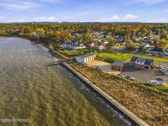 54 Boulevard E, Laurence Harbor, NJ 07735