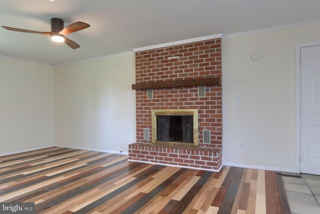 96 SCHOOLHOUSE RD, Middletown, PA 17057