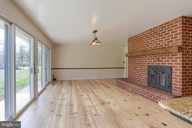 96 SCHOOLHOUSE RD, Middletown, PA 17057