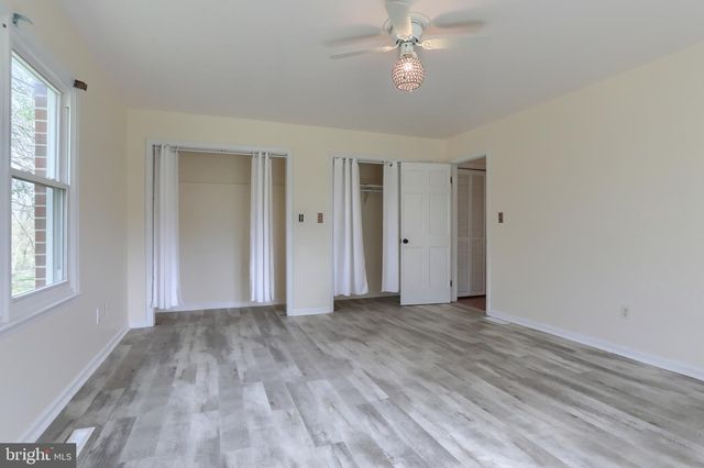 96 SCHOOLHOUSE RD, Middletown, PA 17057