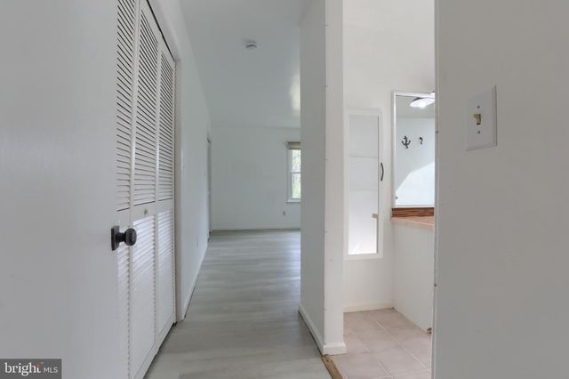 96 SCHOOLHOUSE RD, Middletown, PA 17057