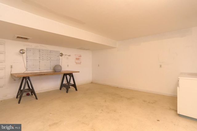 96 SCHOOLHOUSE RD, Middletown, PA 17057