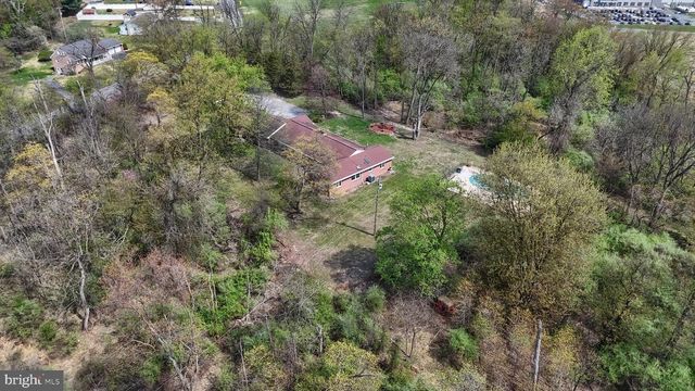 96 SCHOOLHOUSE RD, Middletown, PA 17057