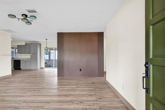 3140 NE 9th Ter, Pompano Beach, FL 33064
