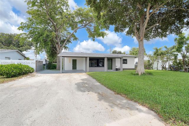 3140 NE 9th Ter, Pompano Beach, FL 33064
