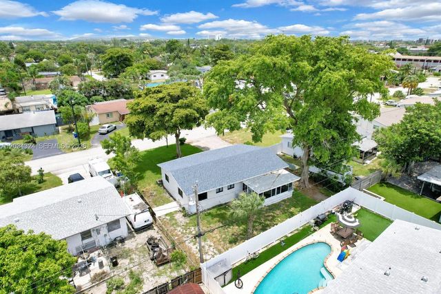 3140 NE 9th Ter, Pompano Beach, FL 33064