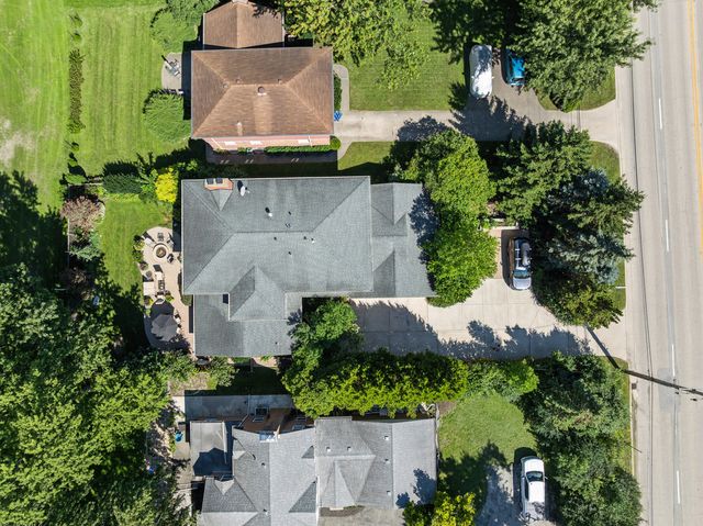 3744 Lake Avenue, Wilmette, IL 60091
