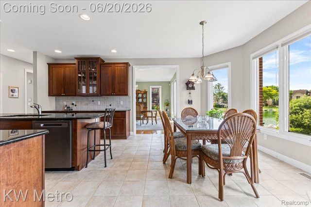 49145 White Mill Drive, Shelby Charter Township, MI 48317