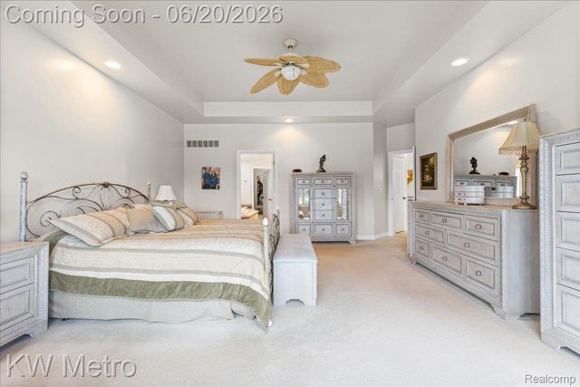 49145 White Mill Drive, Shelby Charter Township, MI 48317