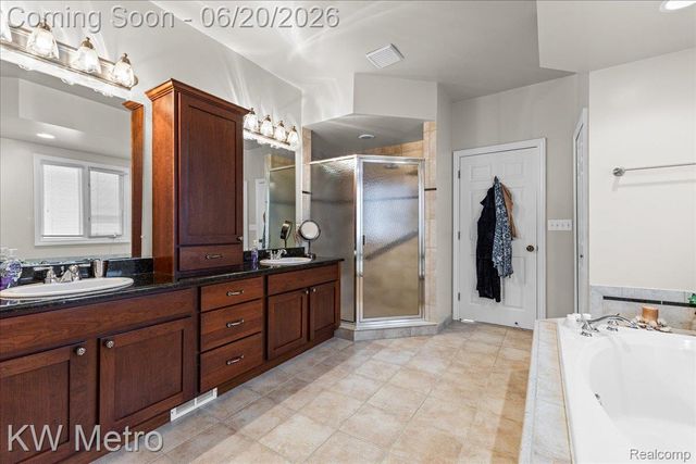 49145 White Mill Drive, Shelby Charter Township, MI 48317
