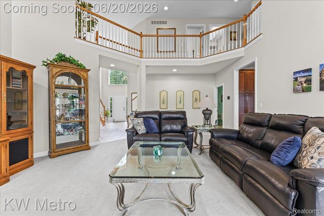 49145 White Mill Drive, Shelby Charter Township, MI 48317
