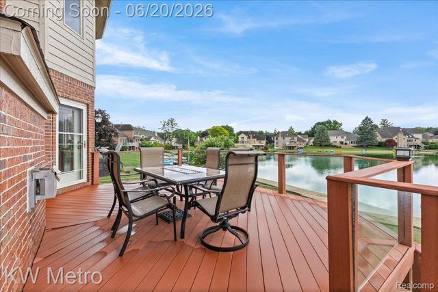 49145 White Mill Drive, Shelby Charter Township, MI 48317