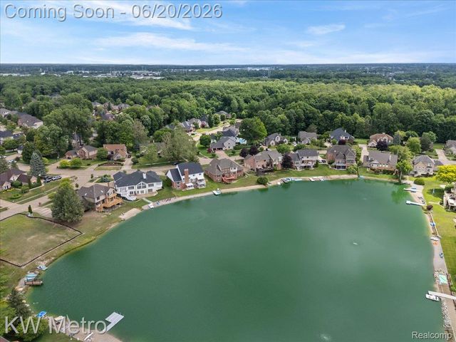 49145 White Mill Drive, Shelby Charter Township, MI 48317