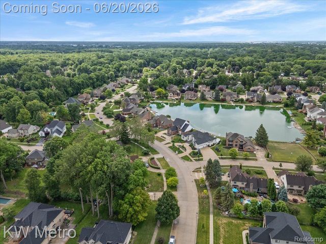 49145 White Mill Drive, Shelby Charter Township, MI 48317