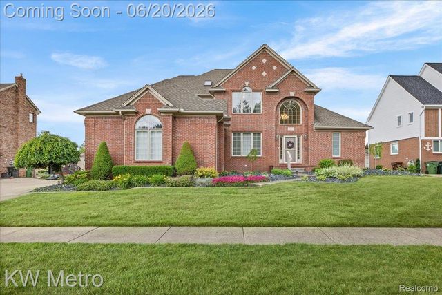 49145 White Mill Drive, Shelby Charter Township, MI 48317