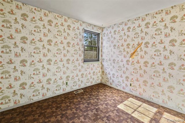 1805 Van Hill Court, Rochester, MI 48309