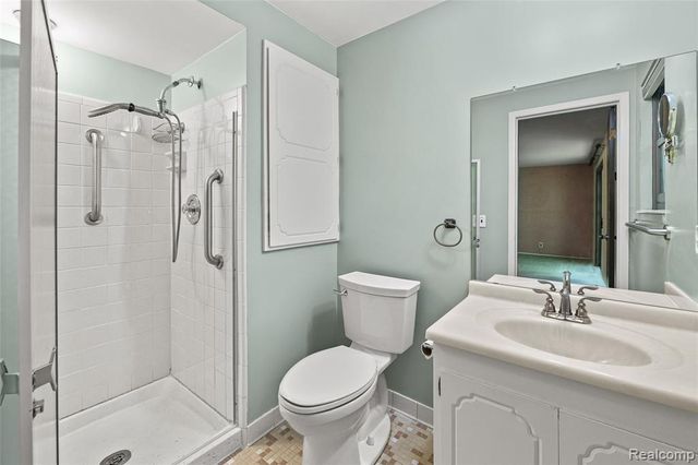 1805 Van Hill Court, Rochester, MI 48309