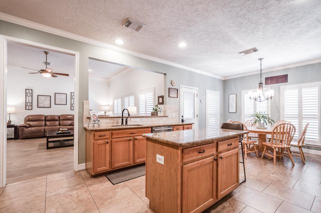 7402 Shady Arbour Court, Pasadena, TX 77505