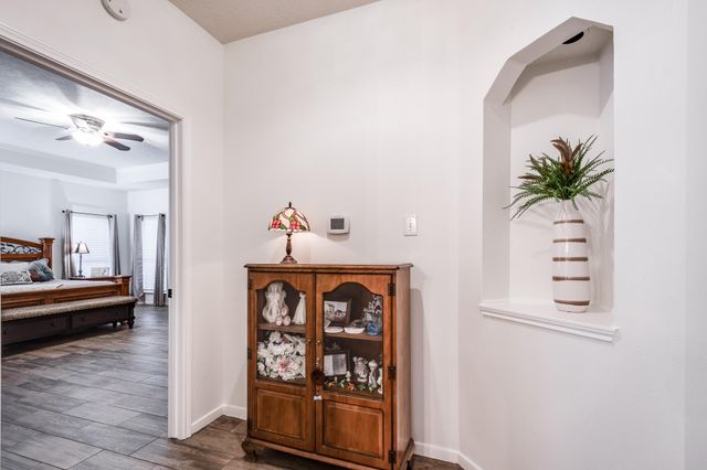 7402 Shady Arbour Court, Pasadena, TX 77505