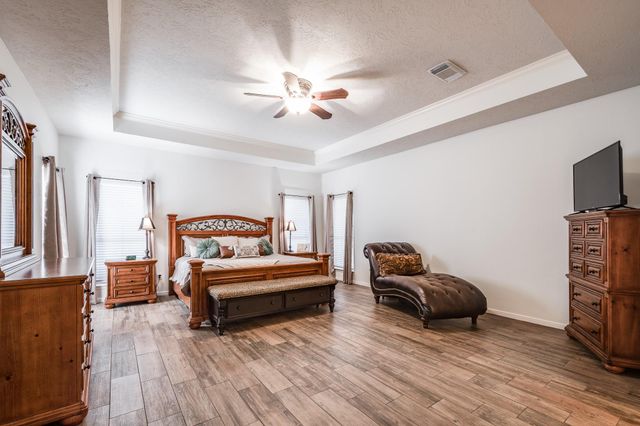 7402 Shady Arbour Court, Pasadena, TX 77505