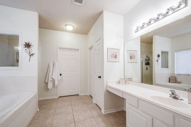 7402 Shady Arbour Court, Pasadena, TX 77505